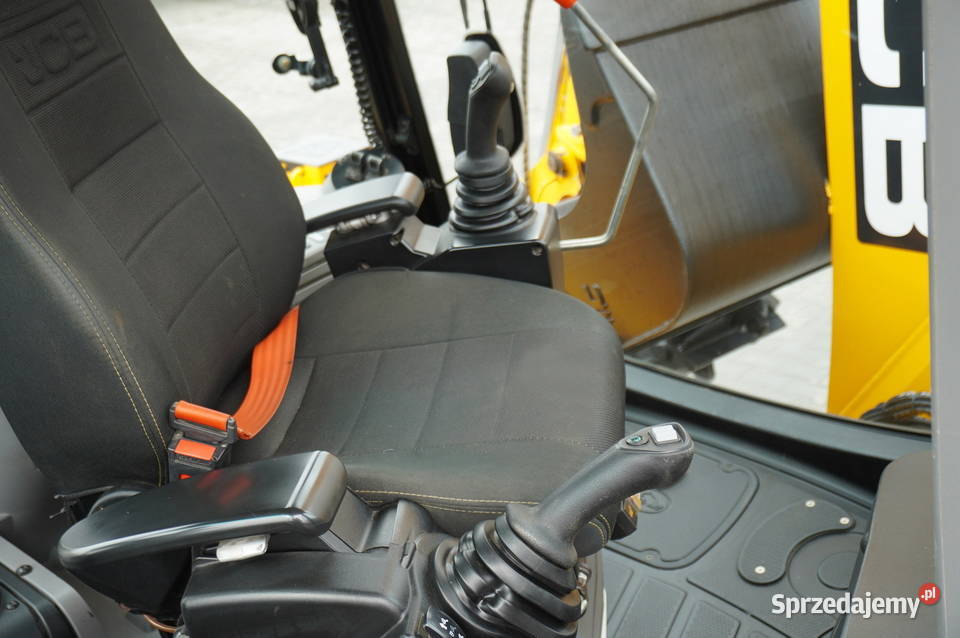 Koparkoładowarka JCB 4CX PRO 3800 MTH 2022