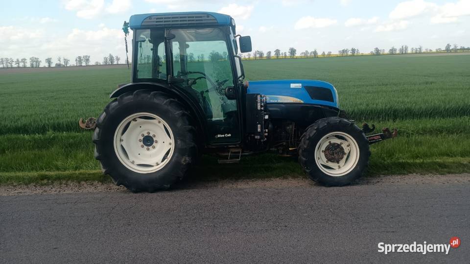 Ciągnik sadowniczy Holland t4040 Klima tuz sprzedam