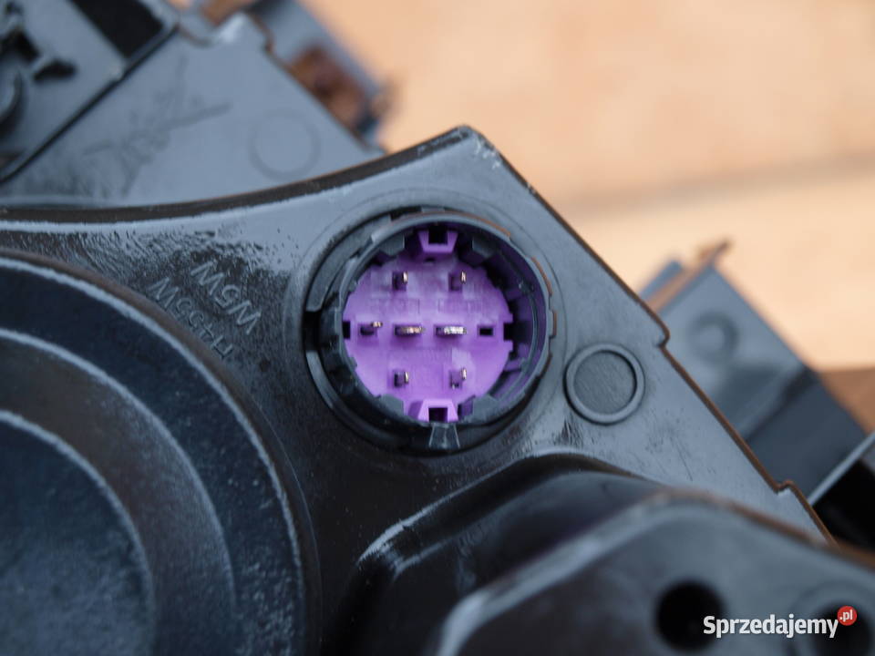 Fiat Grande Punto EVO lampa lewa przód 2009 lampy przednie sprzedam