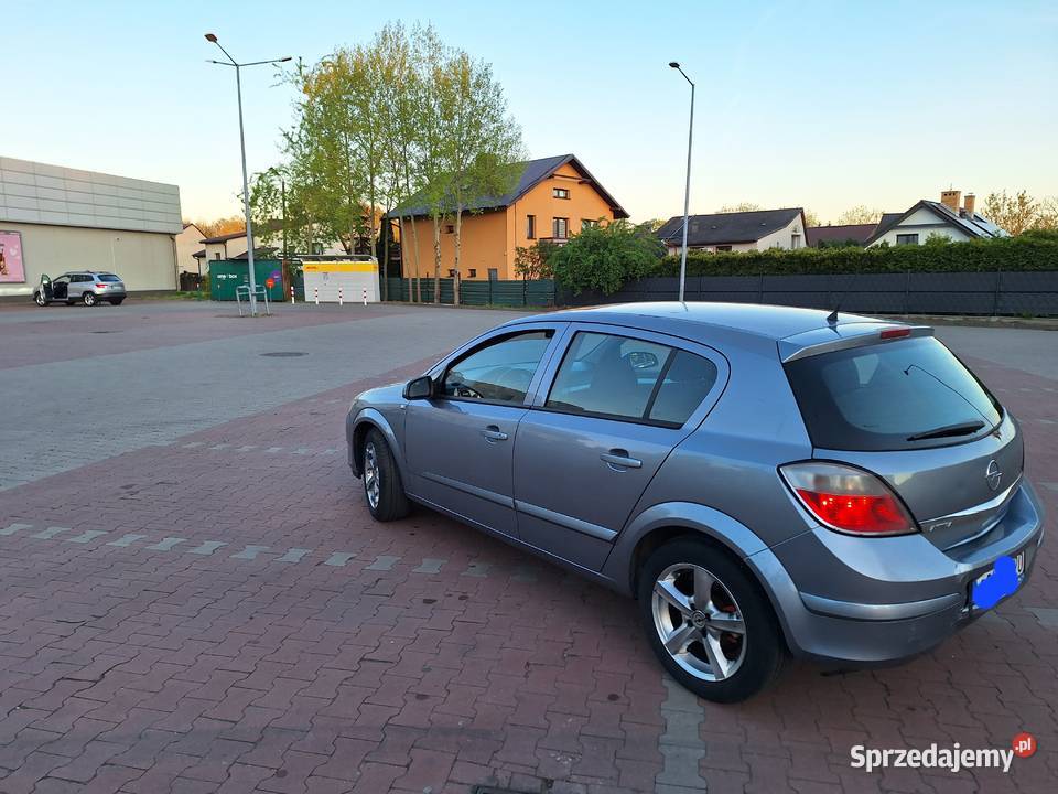 Sprzedam opla astra h 14 benzyna 66KM Zabrze sprzedam