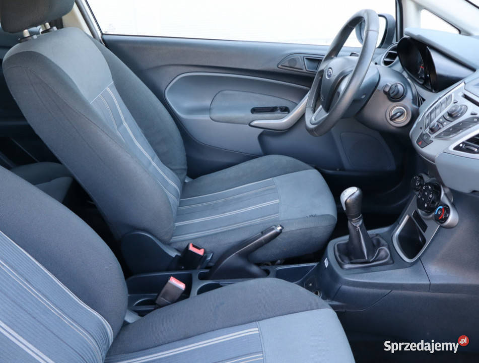 Ford Fiesta 125 klimatyzacja mazowieckie Piaseczno sprzedam