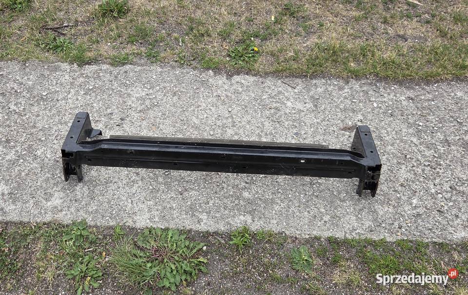 Belka dolna pod chłodnice Ford Kuga II MK2 15 osobowe sprzedam