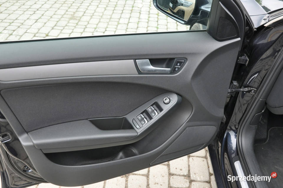 Audi A4 Avant 20TDI 120 M6G Nawigacja Czujniki niebieski podkarpackie Stalowa Wola
