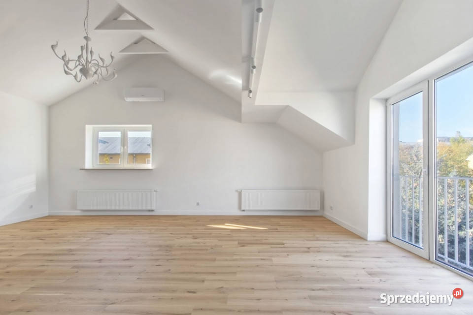 Styl z charakterem Metro Cisza Zieleń Antresola Warszawa