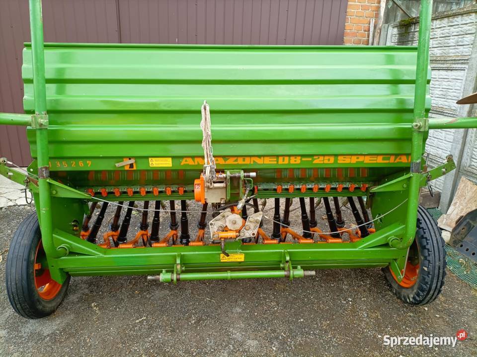 Siewnik Amazone D8 25 metra StIdealny znaczniki Andrzejów sprzedam