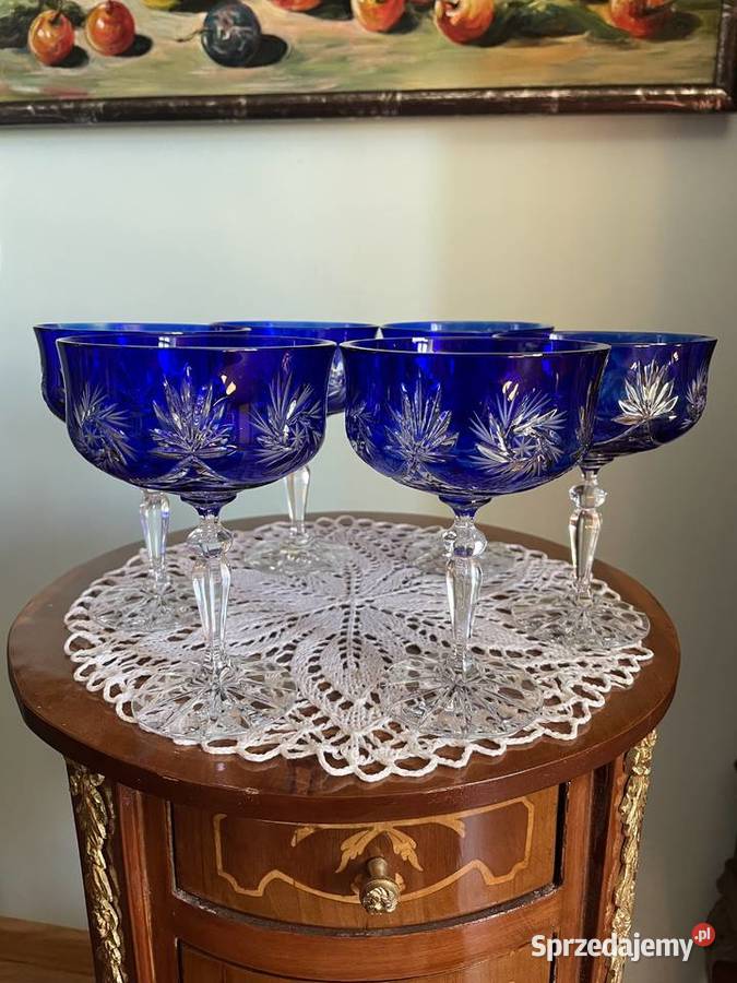 Kieliszki do szampana kobaltowe Jelenia Góra