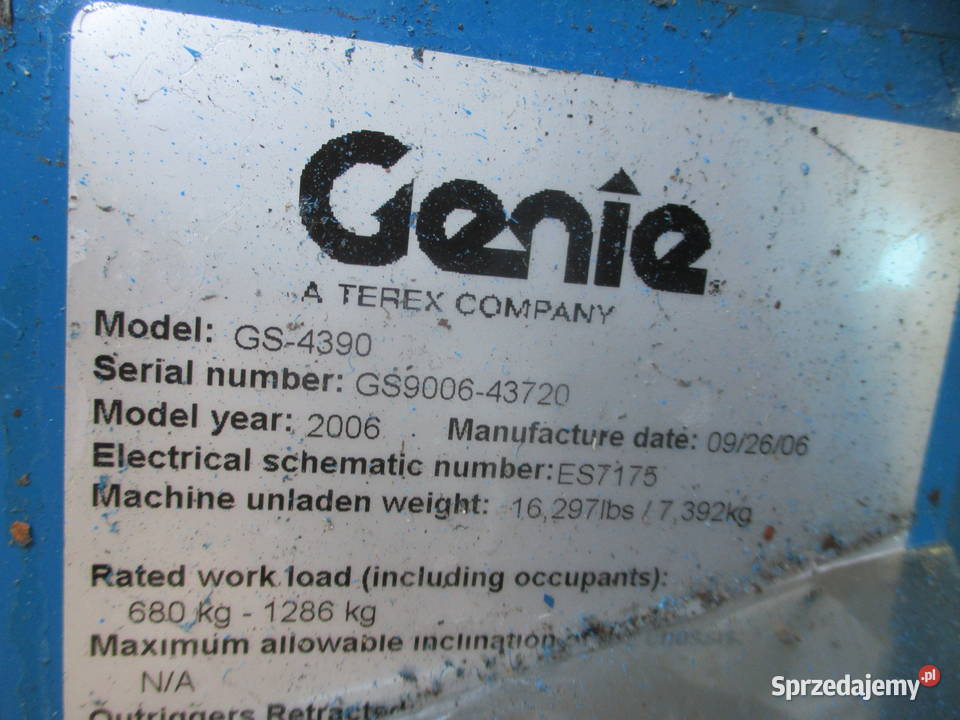 Podnośnik nożycowy spalinowy Genie GS 4390 RT Rok produkcji 2006