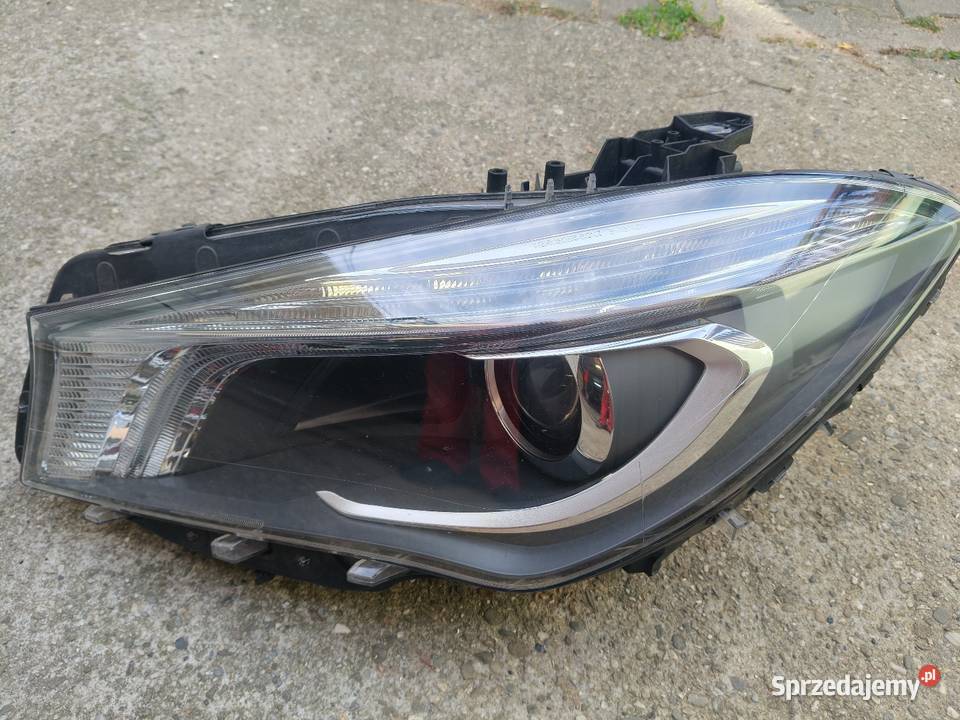 Sprzedam oryginalną lampę lewy przód Mercedes