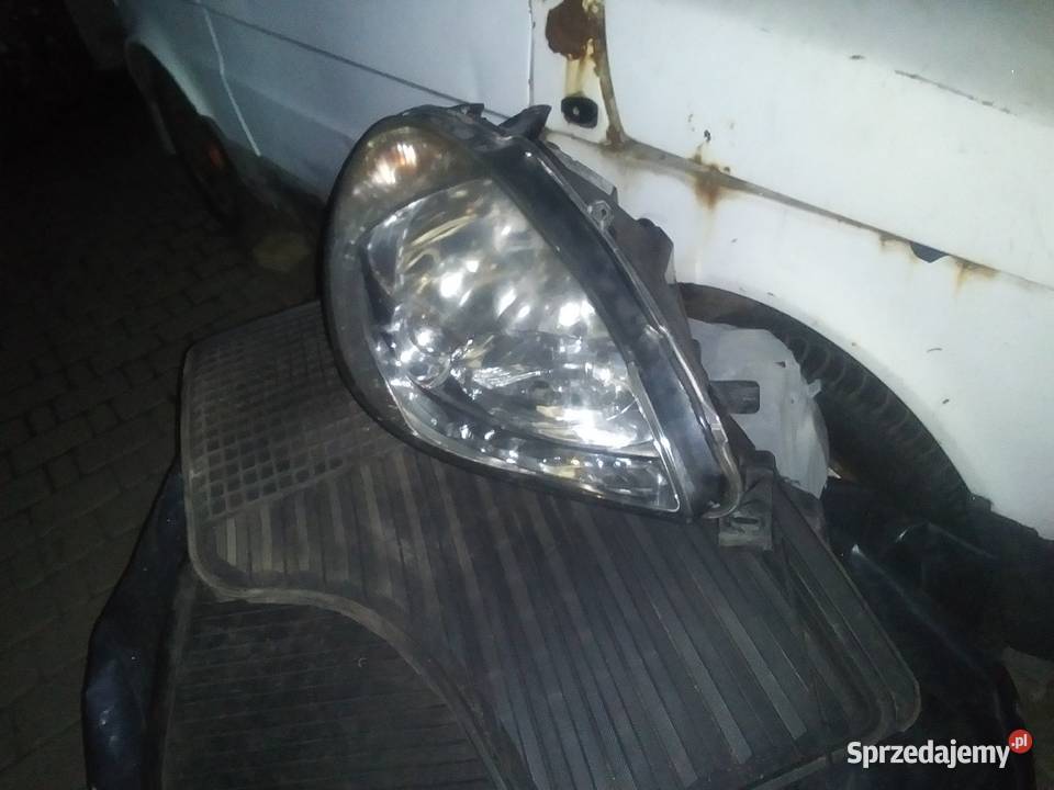 C Xara 2 reflektor przod Lubin sprzedam