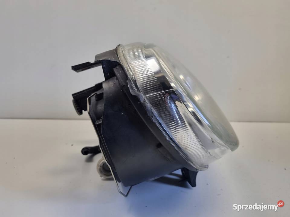 VW Golf IV 9703r PRZEDNIA LAMPA PRAWA prawy osobowe Janów