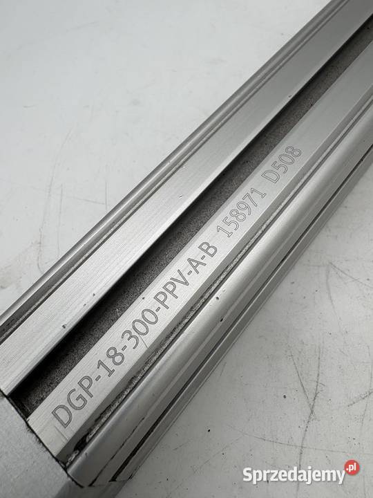 Festo DGP18300PPVAB 158971 Siłownik
