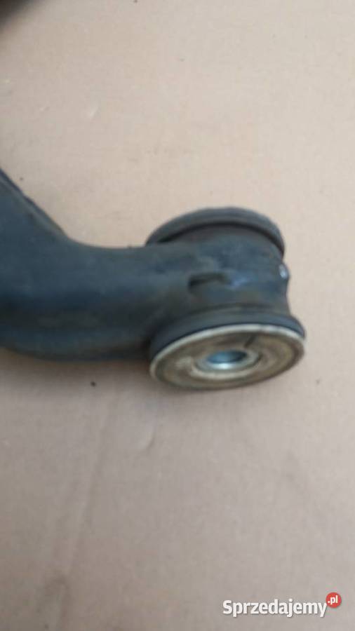 Wahacz dolny i górny lewa strona IVECO DAILY Motoryzacja świętokrzyskie Chomentówek sprzedam