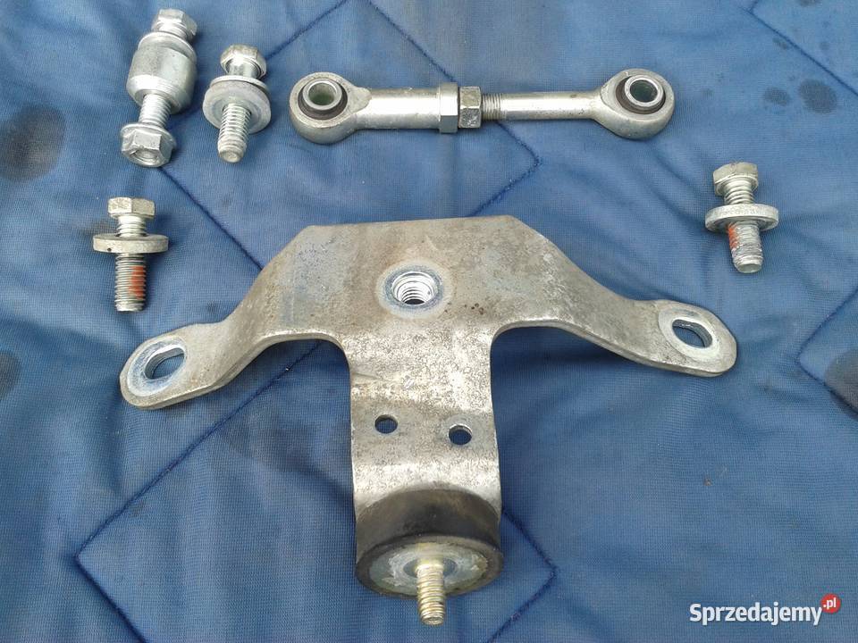 Harley dyna mocowanie góry silnika śruba