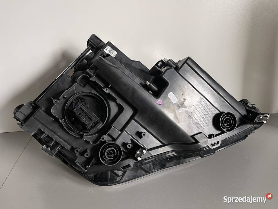 CUPRA FORMENTOR LEWA LAMPA PRZÓD 5FG941007F Lampy przednie