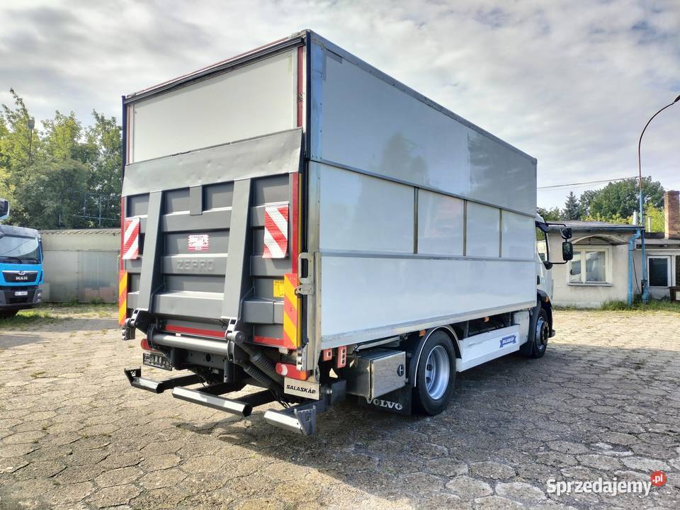 VOLVO FL 4x2 REGULOWANY KONTENER IZOTERMA WINDA biały Częstochowa