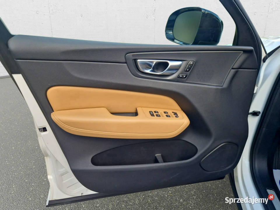 Volvo XC 60 B4 D AWD Plus Dark Z Polskiego isofix XC 60 Warszawa