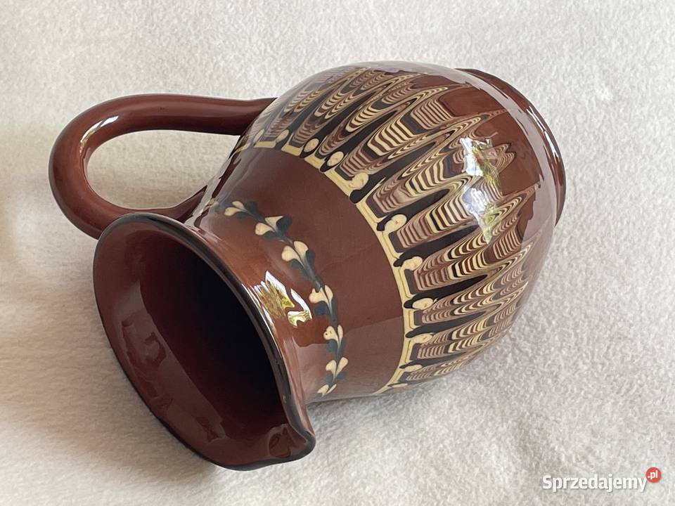 Dzbanek Trojan Bułgaria 185 kamionka porcelit Antyki, Sztuka, Kolekcje zachodniopomorskie Kołobrzeg sprzedam
