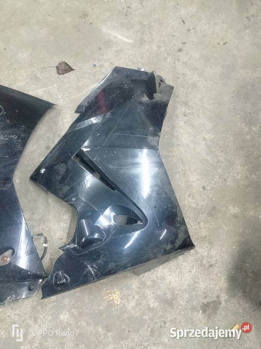 Daelim Roadwin 125 plastiki boczne owiewki Łubno