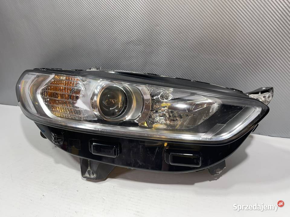 FORD MONDEO MK5 PRAWA LAMPA PRZÓD lampy przednie Ostroróg