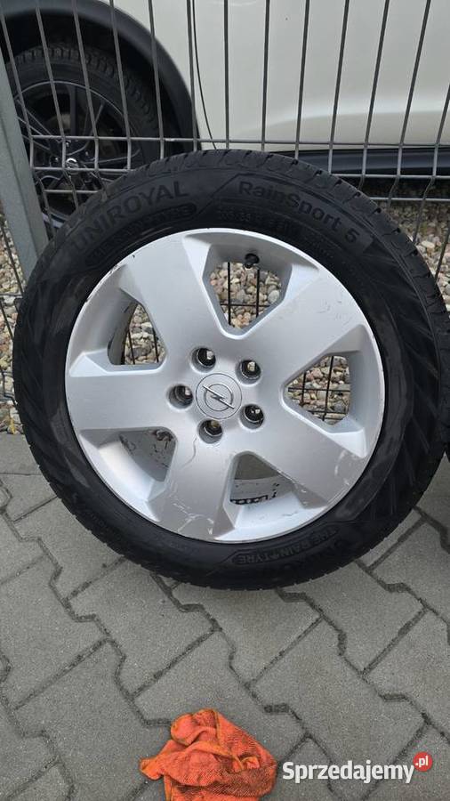 4x Opony Letnie Uniroyal RainSport 5 20555 R16 Szczecinek