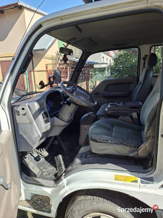 Kia k2700 kupiony w polskim salonie Motoryzacja Świdnica