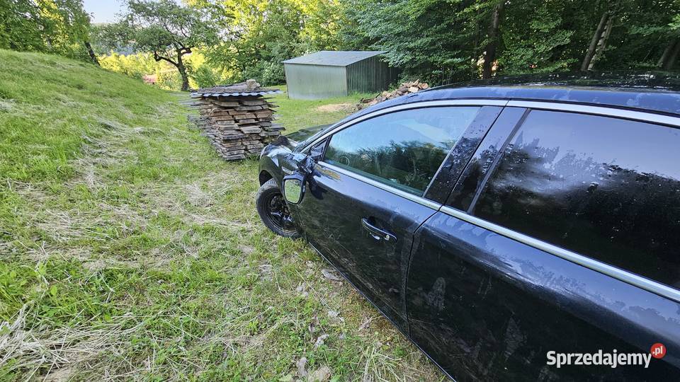 Ford Mondeo uszkodzony Rok produkcji 2010 Sukmanie sprzedam