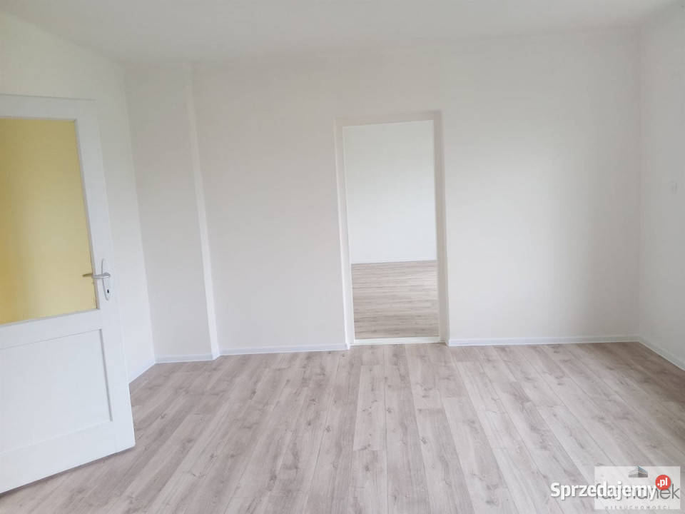 Sprzedam dom wolnostojący Józefów 200m 1 piętro