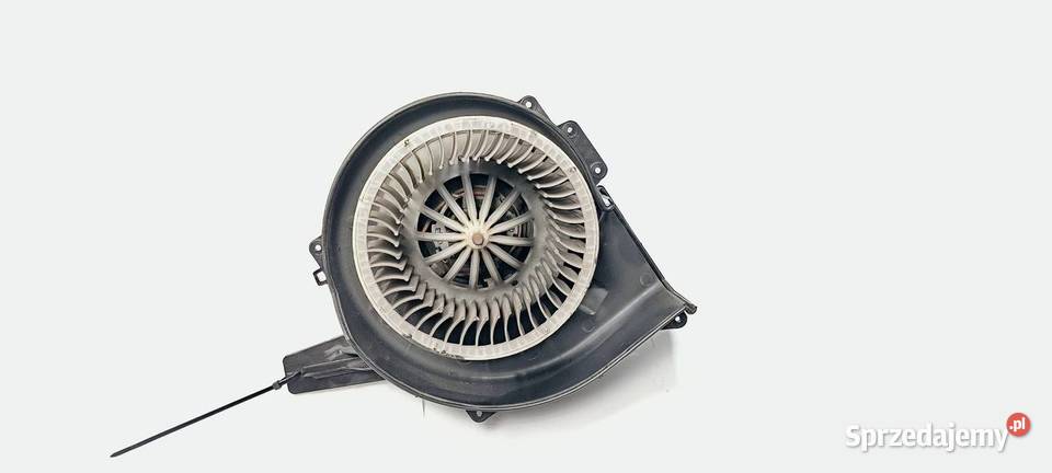 WENTYLATOR KABINOWY SKODA RAPID 6R1819015