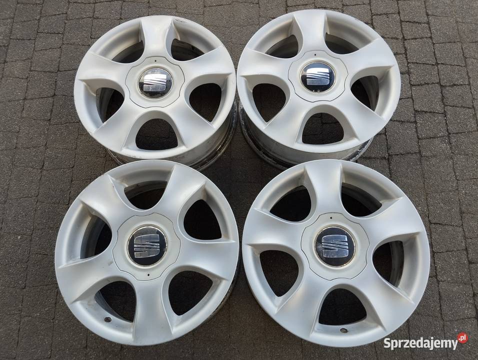 Felgi Seat 15 4x100 6J ET43 571mm komplet Kamieniec