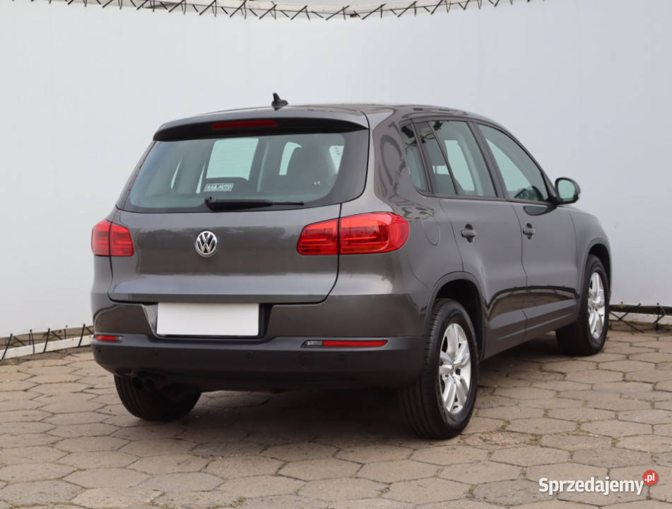 VW Tiguan 20 TDI czujnik parkowania