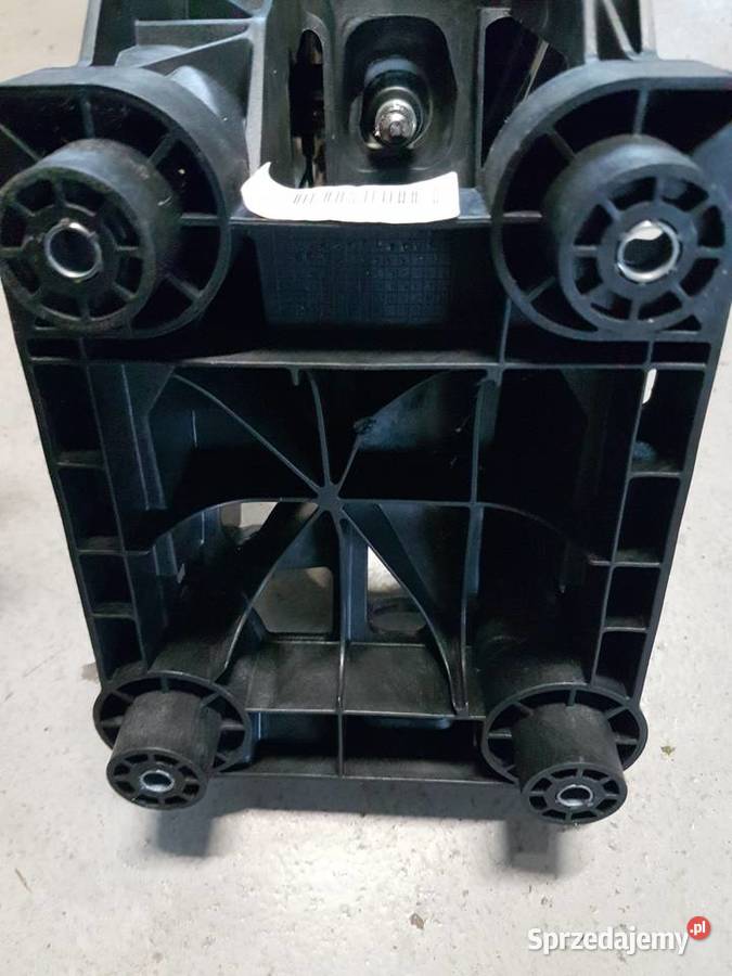 PEUGEOT 3008 I GALKA BIEGOW MIESZEK OSLONA sprzedam