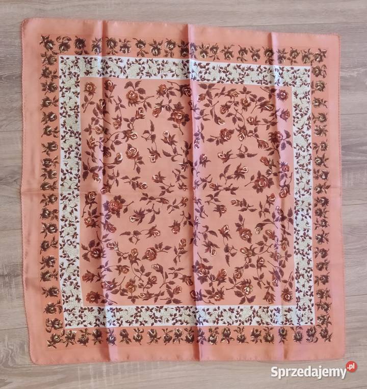 Chusta damska KWIATY brzoskwiniowy podlaskie Hajnówka