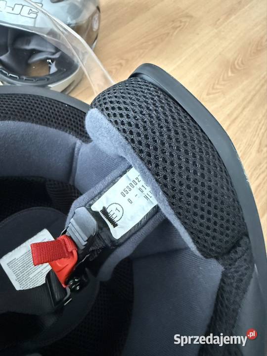 Elegancki kask MTR czarny mat L