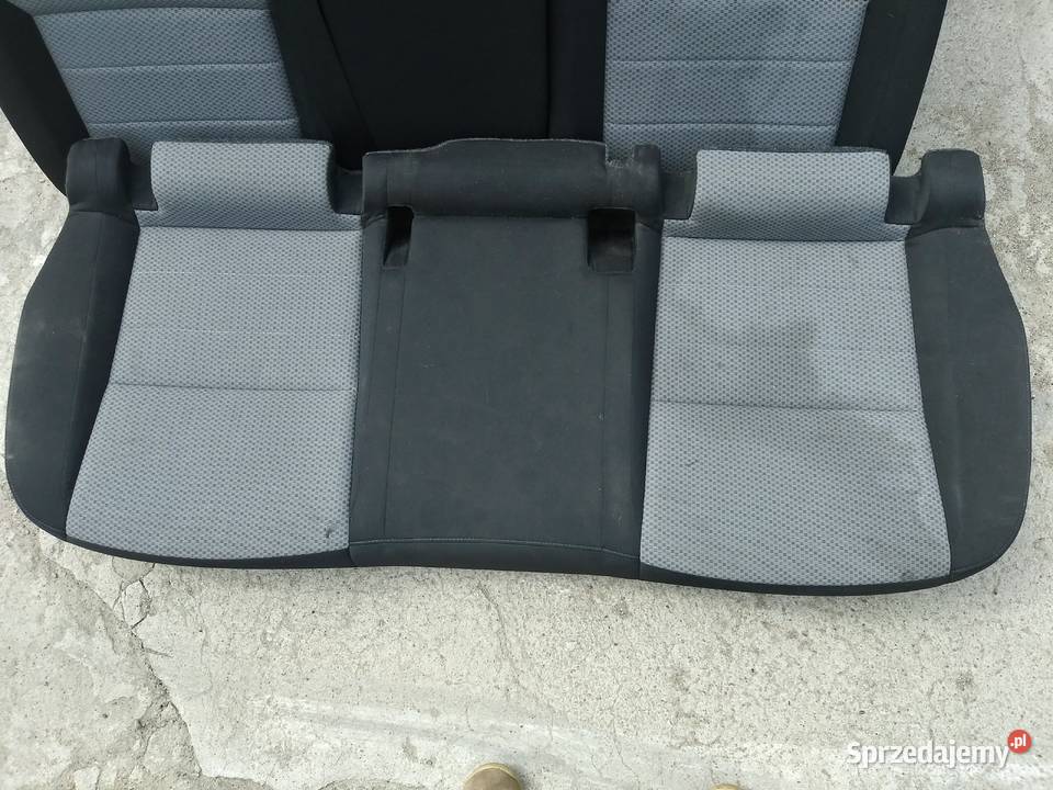 Fotele Kanapa SKODA OCTAVIA III sedan 15 komplet Rok produkcji 2015 Dębno sprzedam