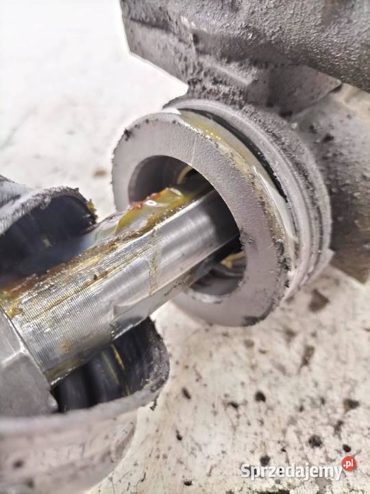 MAGLOWNICA PRZEKŁADNIA EUROPA 7L 7L6422055BF VW