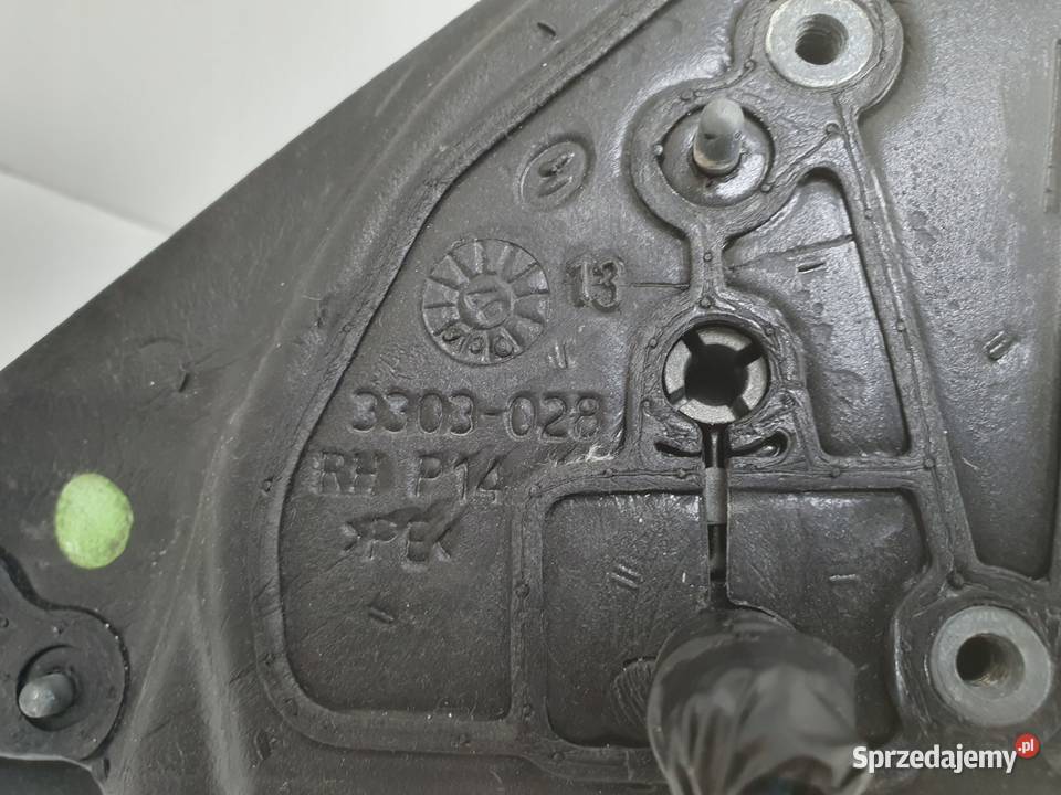 LUSTERKO Volvo C30 0612r PRAWE PASAŻERA 8 kabli Chełm sprzedam