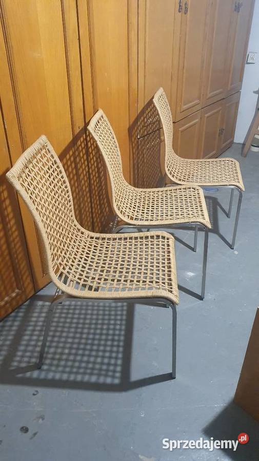 Nowoczesne krzesła rattanowe na metalowych Warszawa