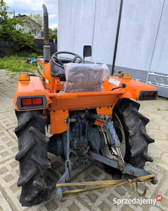 Traktor japoński Kubota Sunshine L118moc 18 Dębica