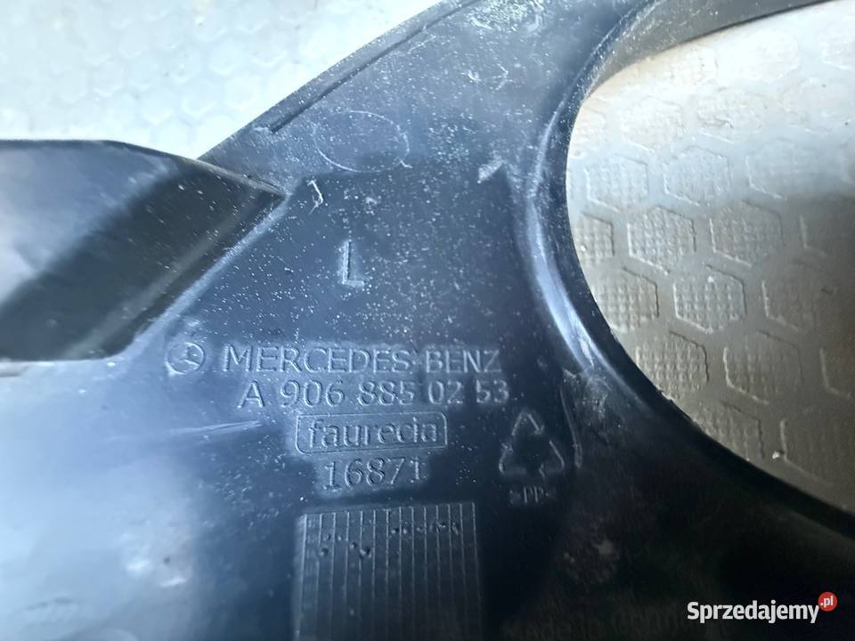 KRATA ZAŚLEPKA RAMKA HALOGENU LEWY PRZÓD diesel Chwaszczyno