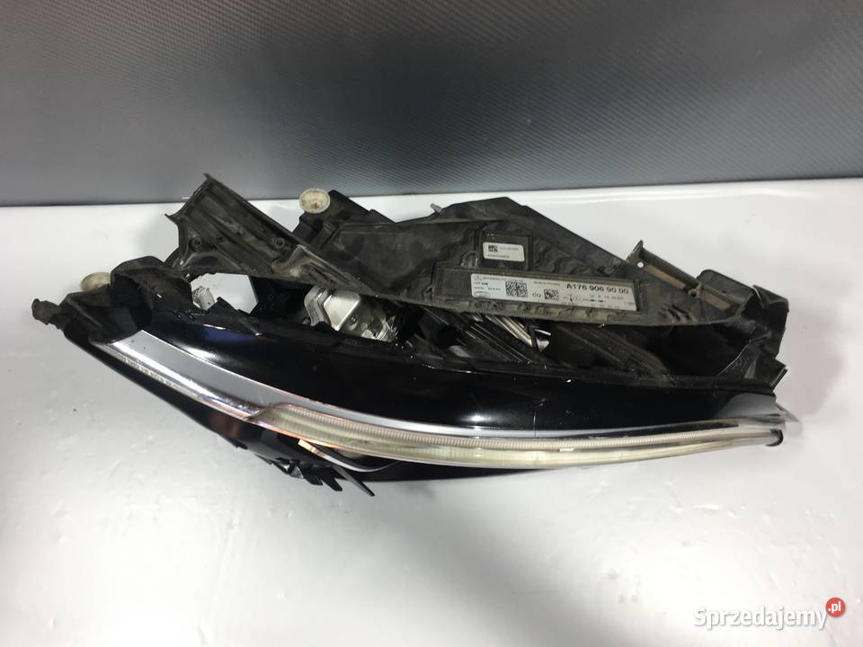 MERCEDES AKLASA W176 PRAWA OBUDOWA LED FULL LED Ostroróg