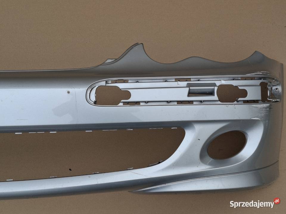 MERCEDES CKLASA W203 LIFT ZDERZAK PRZÓD PRZEDNI Bieleń