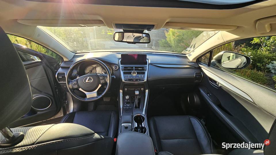 LEXUS NX 300H Luxe AWD dach panoramiczny hybryda Kraków