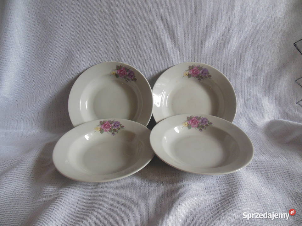 Talerze głębokie w różyczki PRL 4 Kielce
