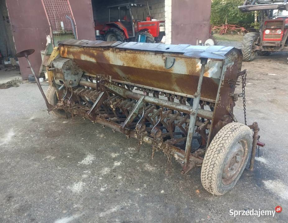 Siewnik zbożowy Poznaniak na docisku Pisarzowa