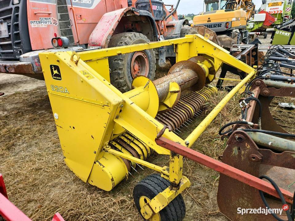 Podbieracz do trawy pickup John Deere 630a