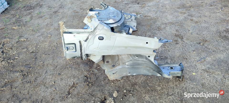 VW ceddy 4 ćwiartka prawa parapet Karoseria