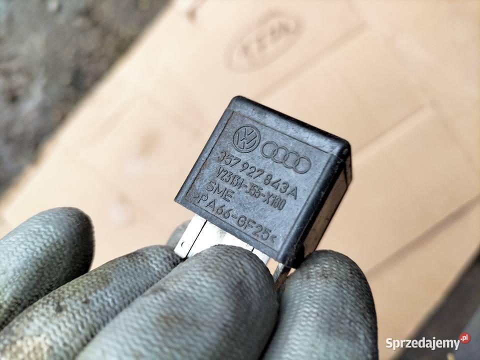 PRZEKAŹNIK 179 357927843A osobowe Przekaźniki Kamień-Kolonia sprzedam