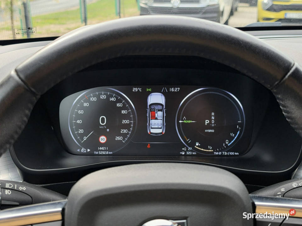 Volvo XC 40 T5 Recharge Momentum Iwłaściciel lakier metallic Skępe