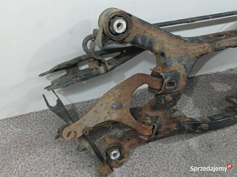 SANKI ZAWIESZENIA TYŁ WAHACZ Subaru Legacy V sprzedam
