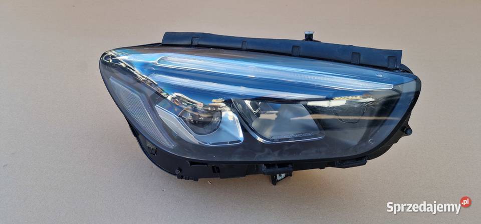 MERCEDES BKLASA W247 REFLEKTOR LAMPA FULL LED Bieleń